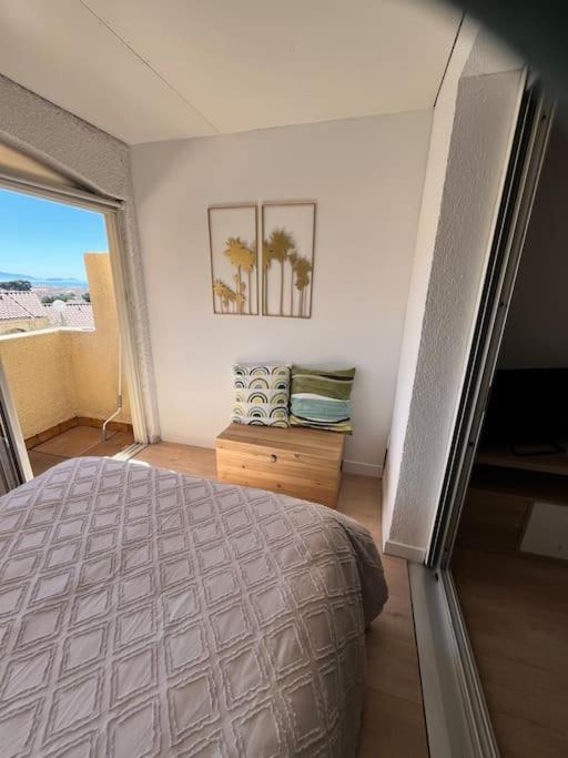 Studio Vue Mer Avec Piscine Et Terrain De Tennis Соссе-ле-Пен Экстерьер фото